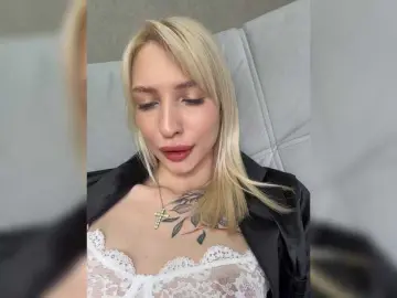 Bongacams Nude Webcam of EwaBrown