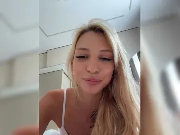 Bongacams Sex Chat of EwaBrown