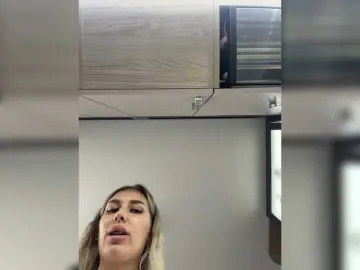 Bongacams Sex Cam of Lovensesgirl