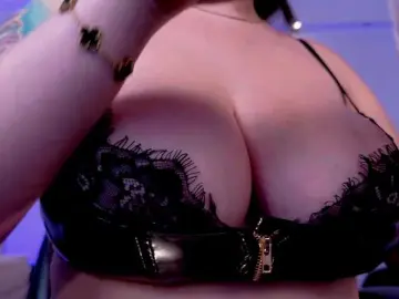 Bongacams Watch Live Sex Cams of SarahRhodes