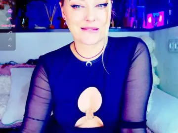 Bongacams Nude Webcam of -JuliaSpace-