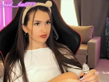 Bongacams Live Sex Cam of Supergirl7771