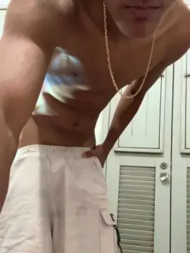 Cam4 Private Sex Chat of Uelingtonmoreno
