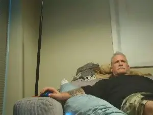 Cam4 Free Live Porn of overmydaddbody