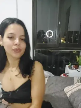 Cam4 Private Sex Chat of DarkhoneyX