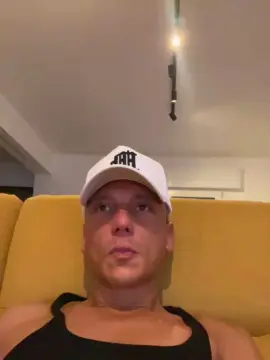 Cam4 Nude Webcam of davidlove982