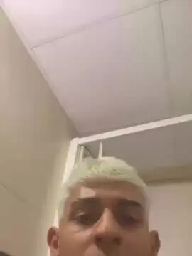 Cam4 Best live sex cam show of bombondechocol1