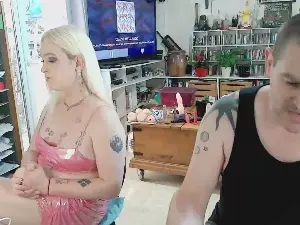 Cam4 Watch Live Sex Cams of TeddyTheBeer