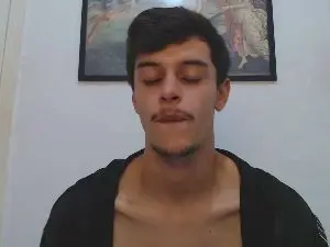 Cam4 Nude Webcam of GiganteOMenino