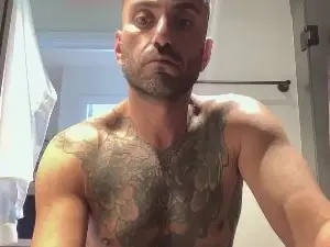 Cam4 Free Live Porn of ponyboy888