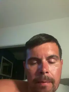 Cam4 Sex Cam of Leo_Iron