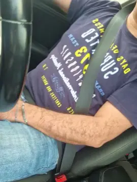 Cam4 Live Sex of hotdaddyita