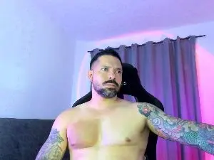 Cam4 Watch Live Sex Cams of TheMagicFoxxx