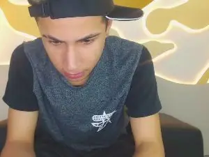 Cam4 Live Porn of HollmanFronsh