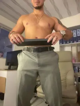 Cam4 Nude Webcam of dimitri_coleman