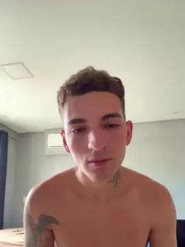 Cam4 Live Sex Cam of pietrolutchero