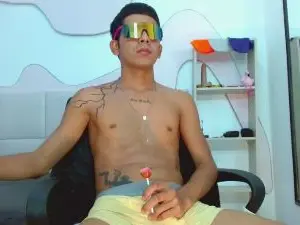 Cam4 Live Sex Cam of Dannyssex1