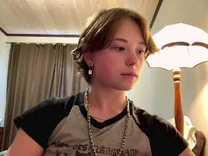 Cam4 Watch Live Sex Cams of HedyLombardino