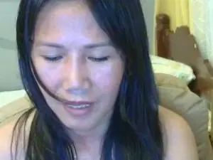 Cam4 Free Live Porn of SkinLite