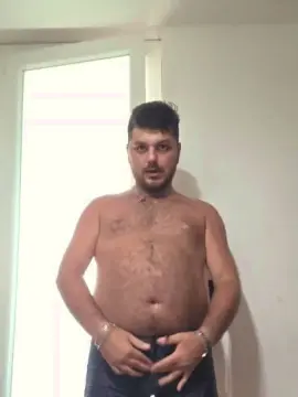 Cam4 Sex Cam of Giuse98