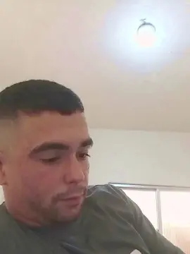 Cam4 Sex Cam of Abrahao22