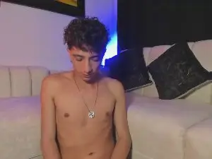 Cam4 Live Sex Cam of mhatias_