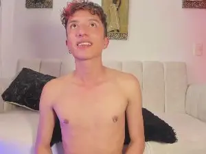 Cam4 Sex Cam of mhatias_