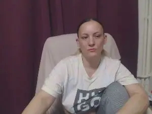 Cam4 Free Live Porn of queensinner