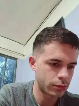 Cam4 Live Sex Cam of Leoo2277