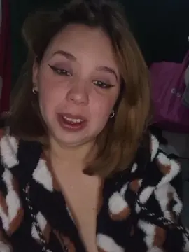 Cam4 Live Porn of abyfoxy1