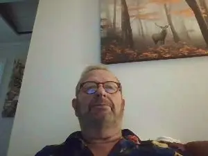 Cam4 Live Sex of curvycock67
