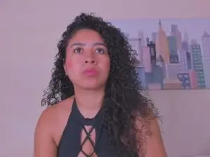 Cam4 Private Sex Chat of Thara25