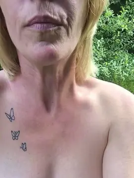 Cam4 Free Live Porn of BlueEye_Girl