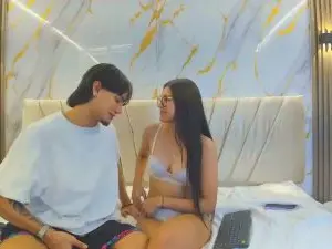 Cam4 Private Sex Chat of sweetauracouple