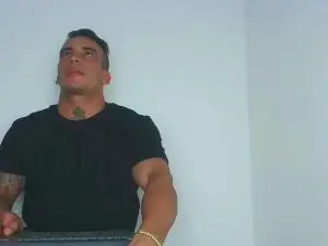 Cam4 Adult Webcams of Lucasflexthis_1