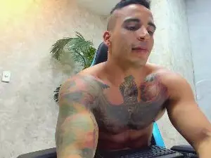 Cam4 Adult Webcams of Lucasflexthis_1
