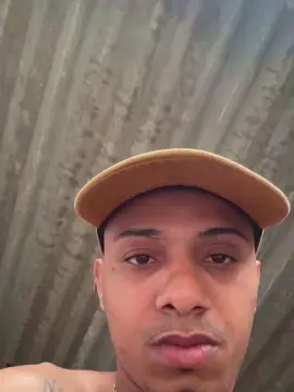 Cam4 Live Sex of LeoCavalo25cm