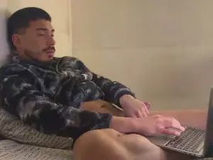 Cam4 Nude Webcam of unknowsiignal