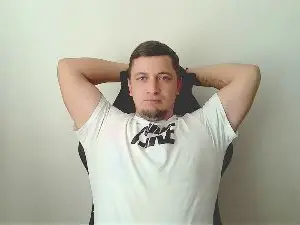 Cam4 Private Sex Chat of NiksLaRedhott