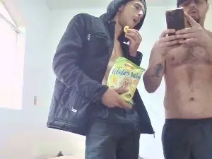 Cam4 Live Porn of Edson4
