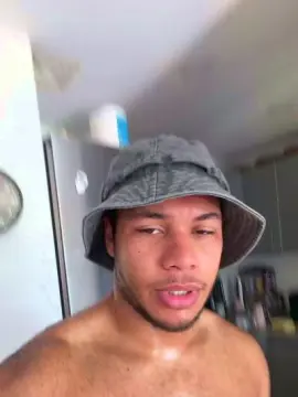 Cam4 Live Porn of POTRO_latino2