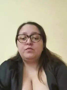 Cam4 Sex Chat of Solcurvytriplxx