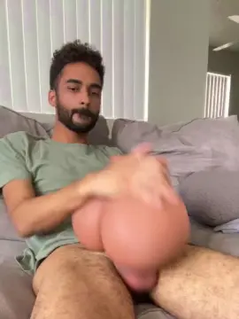 Cam4 Adult Video Chat of CLH92