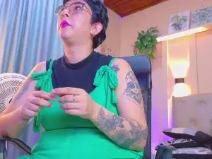 Cam4 Free Live Porn of chloe_rosse_