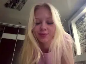 Cam4 Free Live Porn of LeeanneFerniza