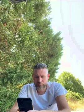 Cam4 Free Live Porn of Anjelo79