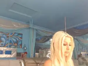 Cam4 Sex Cam of adrianna_fox