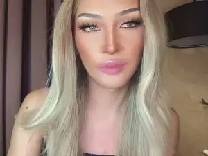 Cam4 Private Sex Chat of scarletwhitex