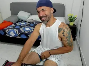 Cam4 Live Porn of jonas1605