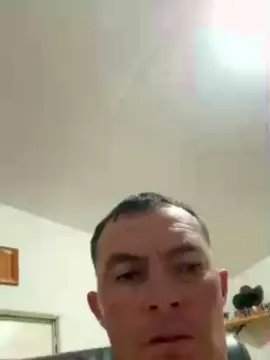 Cam4 Free Live Porn of albertico32